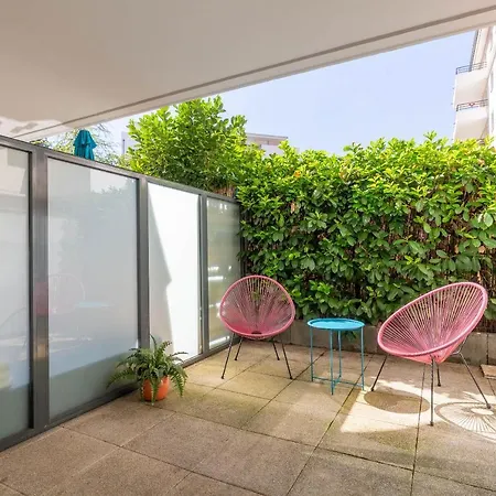 Apartment Charming Studio Next To Geneva